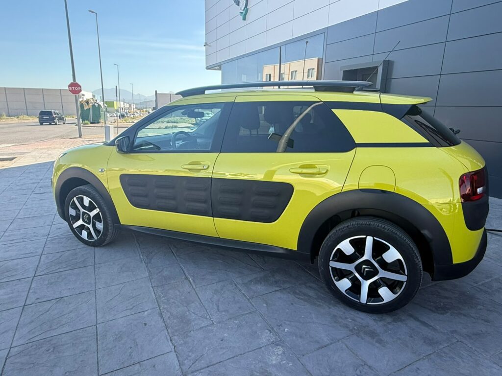 CITROËN C4 CACTUS 1.6 BLUEHDI FEEL 100